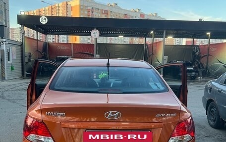 Hyundai Solaris II рестайлинг, 2015 год, 975 000 рублей, 7 фотография