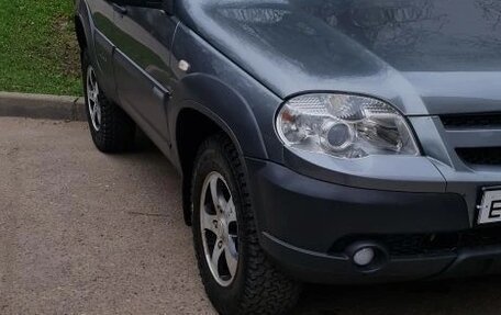 Chevrolet Niva I рестайлинг, 2010 год, 495 000 рублей, 2 фотография