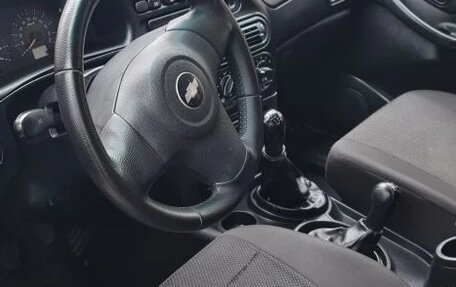 Chevrolet Niva I рестайлинг, 2010 год, 495 000 рублей, 3 фотография