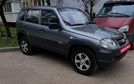 Chevrolet Niva I рестайлинг, 2010 год, 495 000 рублей, 6 фотография