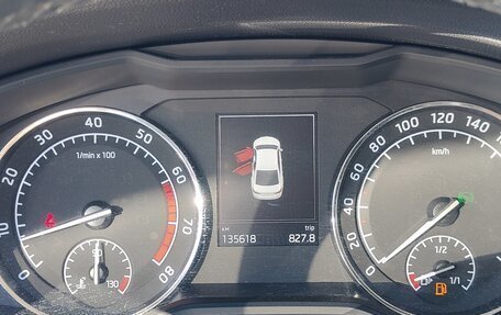 Skoda Superb III рестайлинг, 2016 год, 1 800 000 рублей, 12 фотография