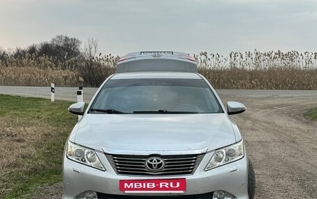 Toyota Camry, 2012 год, 1 360 000 рублей, 10 фотография