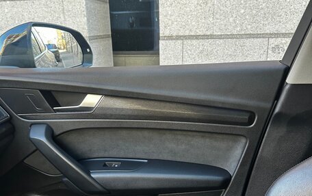 Audi Q5, 2018 год, 2 900 000 рублей, 8 фотография