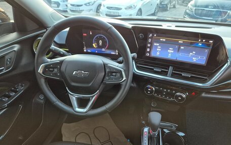 Chevrolet Trax, 2024 год, 1 840 000 рублей, 8 фотография