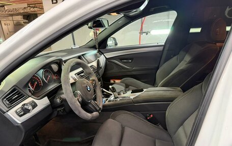 BMW 5 серия, 2014 год, 2 250 000 рублей, 10 фотография