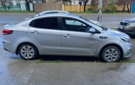 KIA Rio III рестайлинг, 2016 год, 1 000 000 рублей, 3 фотография