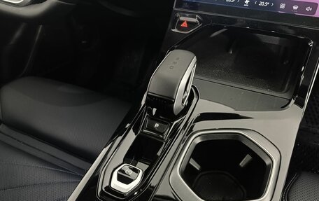 Geely Atlas, 2024 год, 3 000 000 рублей, 14 фотография