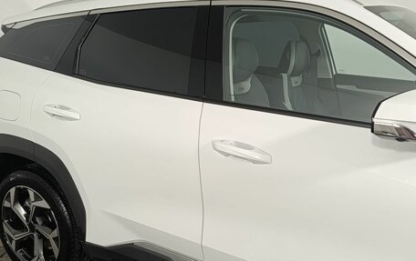 Geely Atlas, 2024 год, 3 000 000 рублей, 25 фотография