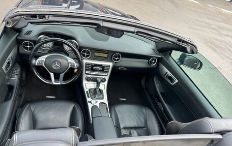 Mercedes-Benz SLK-Класс, 2011 год, 2 200 000 рублей, 2 фотография