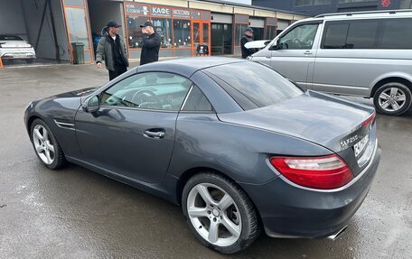 Mercedes-Benz SLK-Класс, 2011 год, 2 200 000 рублей, 15 фотография