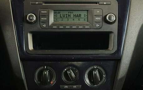 Skoda Rapid I, 2015 год, 750 000 рублей, 7 фотография