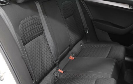 Skoda Superb III рестайлинг, 2018 год, 1 990 000 рублей, 28 фотография