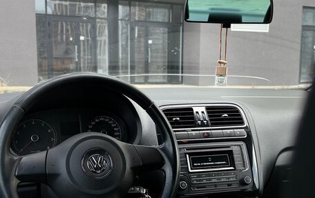 Volkswagen Polo VI (EU Market), 2014 год, 800 000 рублей, 19 фотография