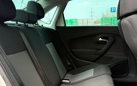 Volkswagen Polo VI (EU Market), 2014 год, 800 000 рублей, 25 фотография