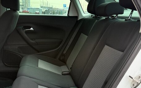 Volkswagen Polo VI (EU Market), 2014 год, 800 000 рублей, 26 фотография