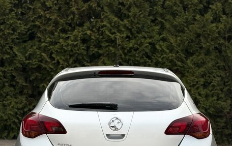 Opel Astra J, 2011 год, 575 000 рублей, 8 фотография