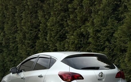 Opel Astra J, 2011 год, 575 000 рублей, 9 фотография