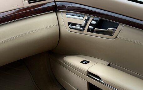 Mercedes-Benz S-Класс, 2010 год, 1 650 000 рублей, 23 фотография