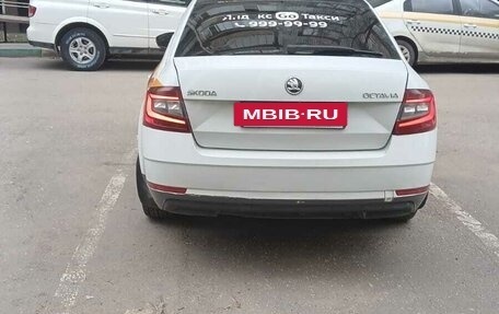 Skoda Octavia, 2018 год, 1 150 000 рублей, 2 фотография