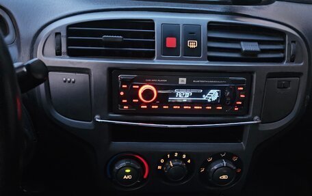 Hyundai Matrix I рестайлинг, 2002 год, 249 999 рублей, 14 фотография