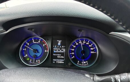 Toyota Hilux VIII, 2017 год, 3 600 000 рублей, 6 фотография