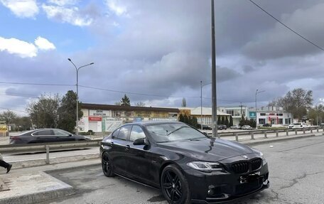 BMW 5 серия, 2010 год, 2 500 000 рублей, 2 фотография