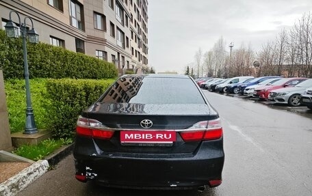 Toyota Camry, 2015 год, 2 600 000 рублей, 4 фотография