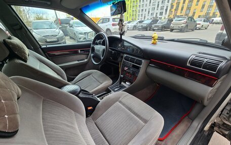 Audi A6, 1995 год, 500 000 рублей, 17 фотография