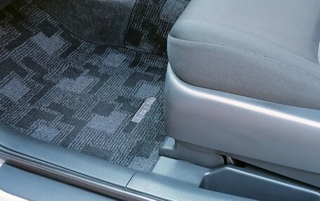 Toyota ISis I, 2011 год, 1 450 000 рублей, 15 фотография