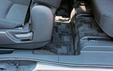 Toyota ISis I, 2011 год, 1 450 000 рублей, 19 фотография