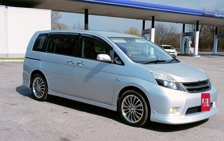 Toyota ISis I, 2011 год, 1 450 000 рублей, 17 фотография