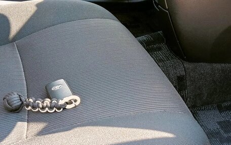 Toyota ISis I, 2011 год, 1 450 000 рублей, 38 фотография