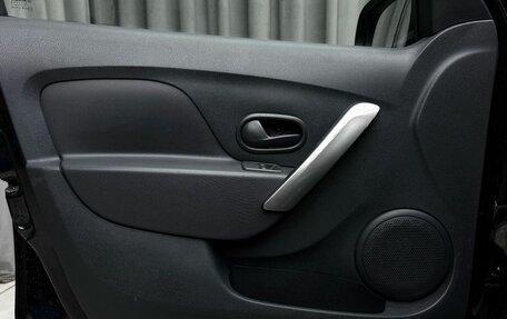 Renault Sandero II рестайлинг, 2016 год, 799 000 рублей, 23 фотография