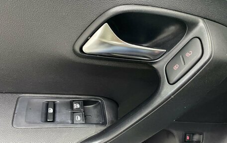 Volkswagen Polo VI (EU Market), 2010 год, 550 000 рублей, 14 фотография