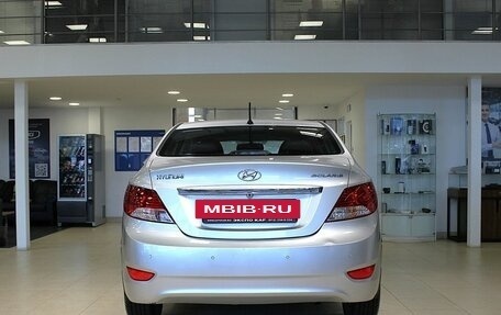 Hyundai Solaris II рестайлинг, 2012 год, 740 000 рублей, 5 фотография