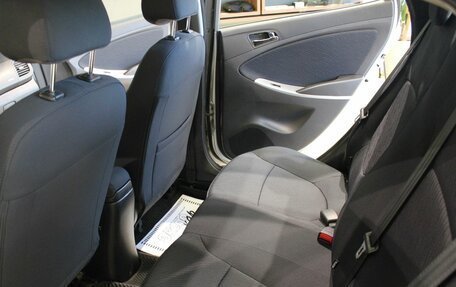 Hyundai Solaris II рестайлинг, 2012 год, 740 000 рублей, 8 фотография