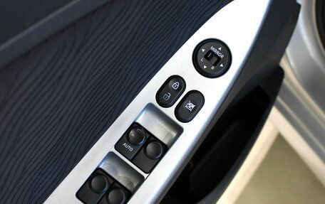 Hyundai Solaris II рестайлинг, 2012 год, 740 000 рублей, 13 фотография