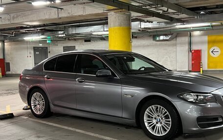 BMW 5 серия, 2015 год, 2 300 000 рублей, 2 фотография