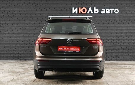 Volkswagen Tiguan II, 2017 год, 2 430 000 рублей, 5 фотография