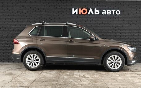 Volkswagen Tiguan II, 2017 год, 2 430 000 рублей, 8 фотография