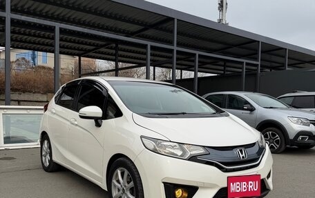 Honda Fit III, 2013 год, 850 000 рублей, 2 фотография