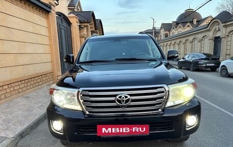 Toyota Land Cruiser 200, 2013 год, 3 100 000 рублей, 4 фотография