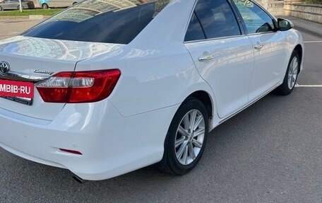Toyota Camry, 2012 год, 1 850 000 рублей, 2 фотография