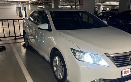 Toyota Camry, 2012 год, 1 850 000 рублей, 13 фотография