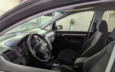 Volkswagen Touran III, 2007 год, 630 000 рублей, 5 фотография