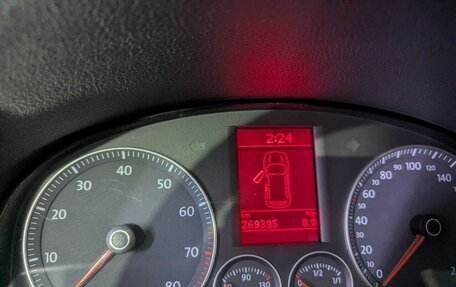 Volkswagen Touran III, 2007 год, 630 000 рублей, 8 фотография