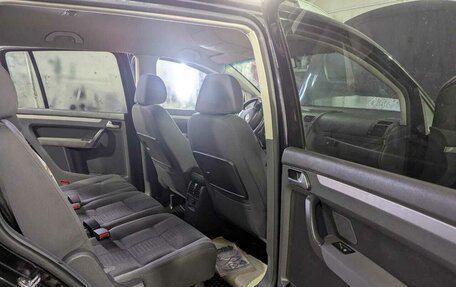 Volkswagen Touran III, 2007 год, 630 000 рублей, 15 фотография