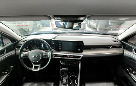 KIA K5, 2021 год, 2 599 000 рублей, 17 фотография