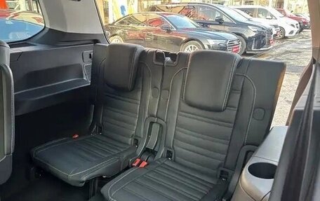 Volkswagen Touran III, 2021 год, 1 490 004 рублей, 18 фотография