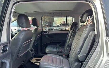 Volkswagen Touran III, 2021 год, 1 490 004 рублей, 17 фотография